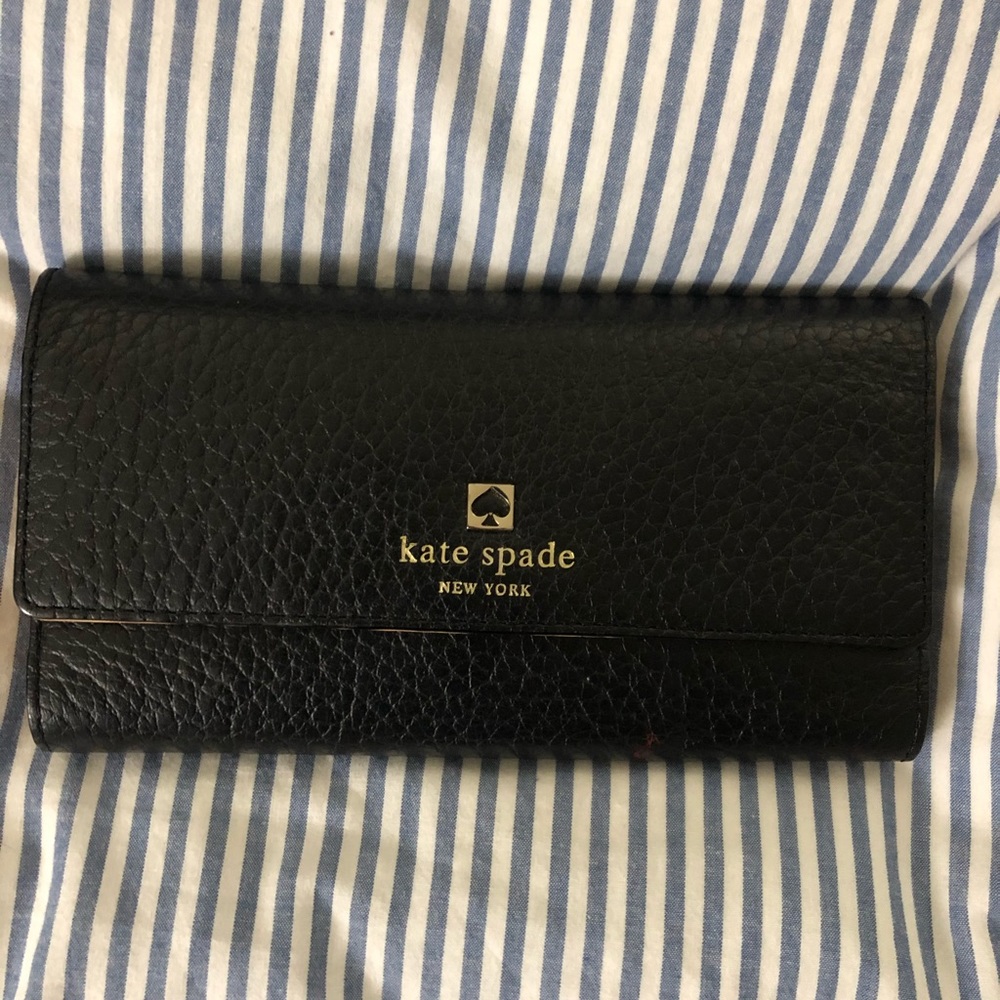 Black Kate Spade Wallet
